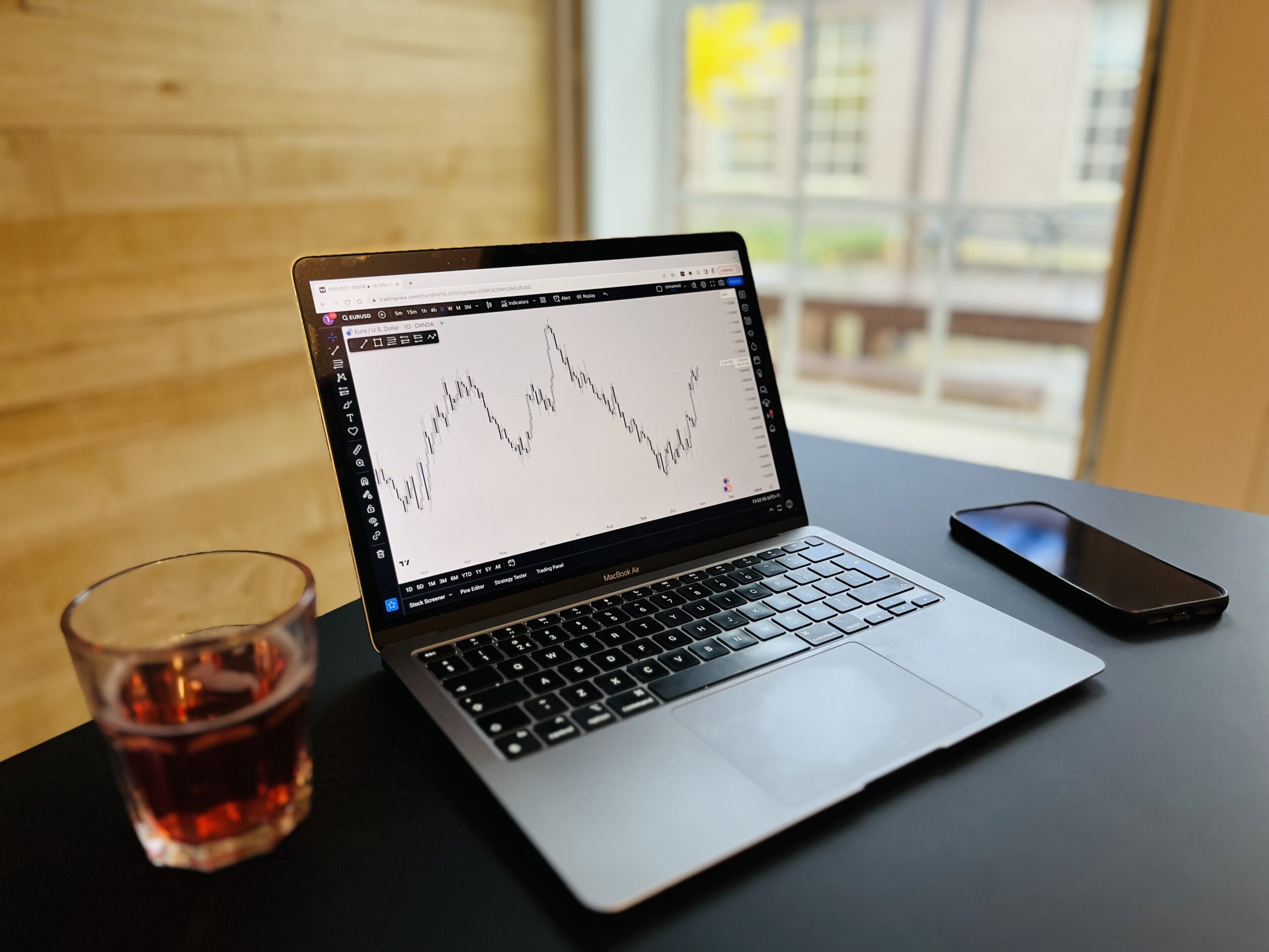 Inzicht in besluitvorming: Hoe Strange Capital investeert